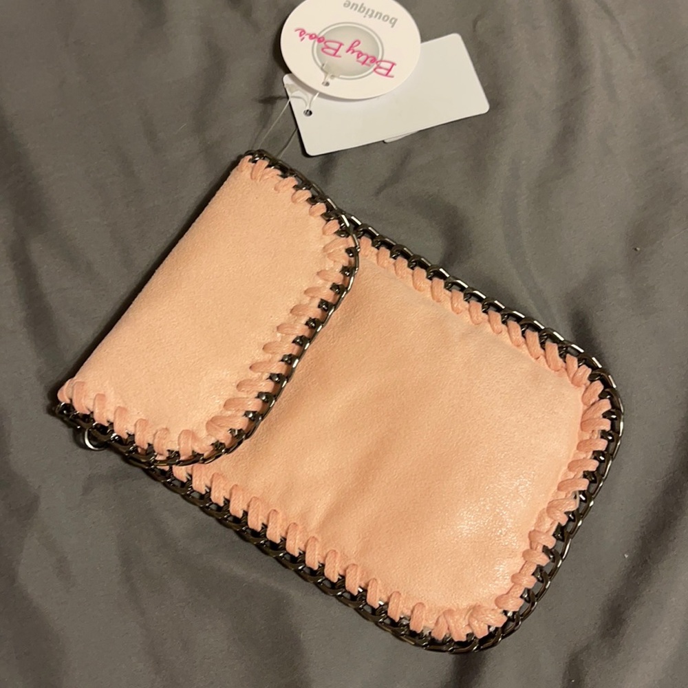 Lark Chain Cross Body Bag